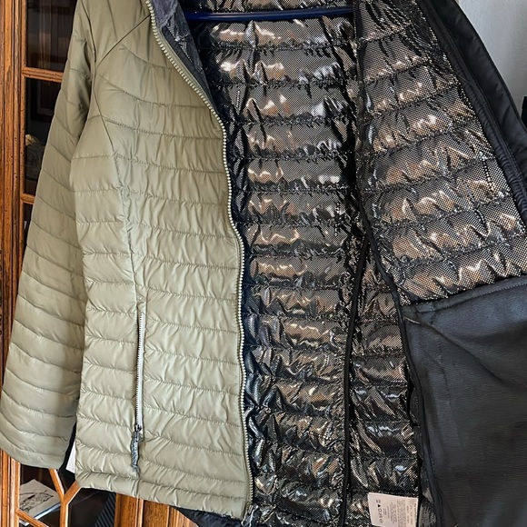 Women’s Columbia Insulated Jacket Green Size S 💚 - Picture 9 of 12